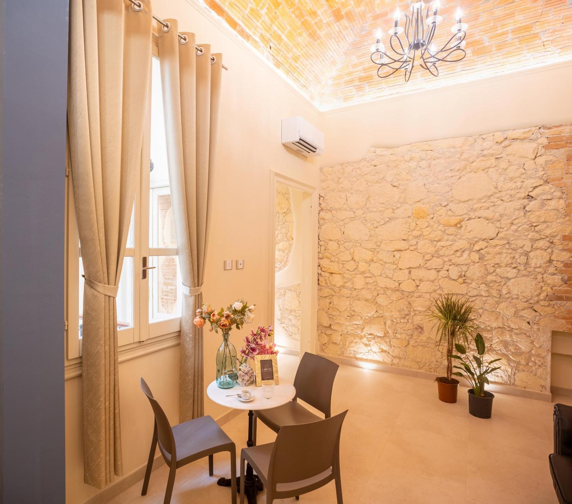 Magnini Rooms Cagliari Exterior photo